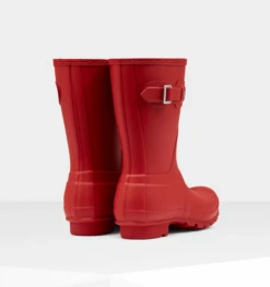 Hunter Women's Original Short Military Red Boot -Western Denim Store hunter original short military red pt 3